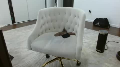 latex online show from February 21, 2025, 4:26 pm