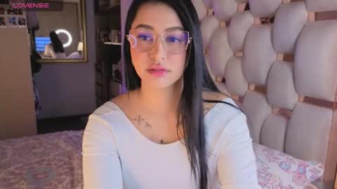 Ashley online show from October 18, 2025, 3:09 am