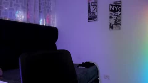 astonhills online show from October 9, 2025, 6:06 pm