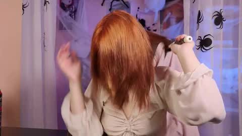 Astra  online show from November 1, 2025, 12:18 pm