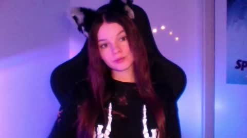 astradream_ online show from January 12, 2026, 10:15 pm