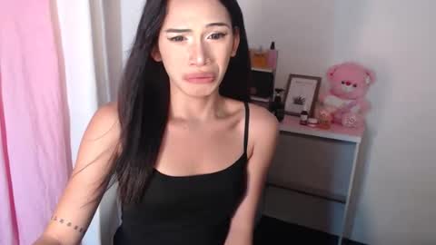 Snapshot of astraea_xxx chatting on May 8, 2026, 9:09 pm Anna online show from May 8, 2026, 9:09 pm