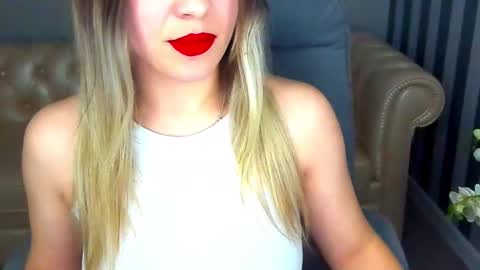Snapshot of astraluxe_ chatting on February 23, 2025, 1:53 pm Asta online show from February 23, 2025, 1:53 pm