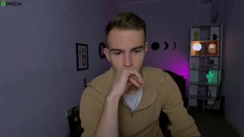 Snapshot of astren_villo chatting on October 15, 2025, 12:05 pm astren online show from October 15, 2025, 12:05 pm