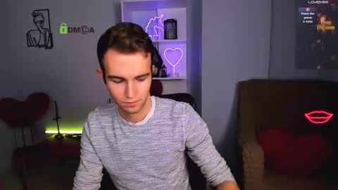 Snapshot of astren_villo chatting on November 26, 2025, 1:34 pm astren online show from November 26, 2025, 1:34 pm