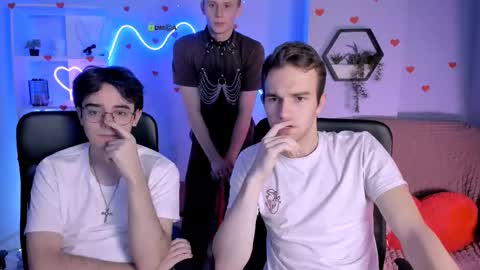 astren online show from February 14, 2026, 8:27 pm