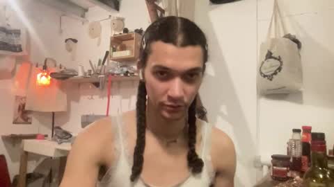 Astro Doll online show from January 7, 2026, 10:01 pm