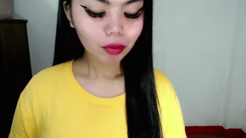 asuna_charming online show from October 6, 2025, 6:05 pm