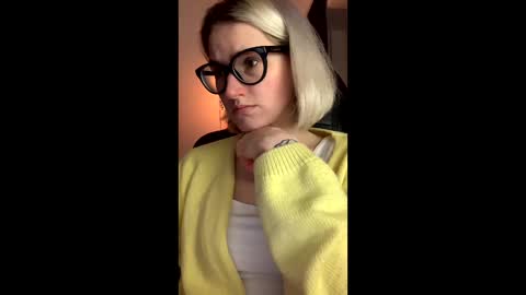 asya_new online show from November 15, 2025, 9:32 pm