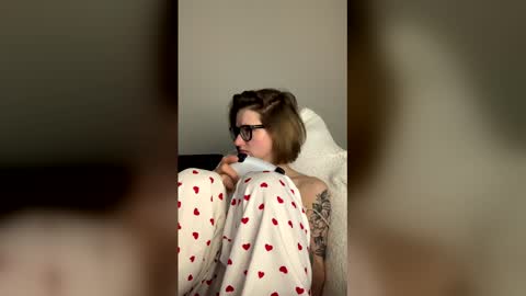 asya_new online show from March 10, 2026, 3:39 pm