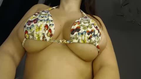 Snapshot of asyax chatting on February 9, 2025, 8:02 pm Assya online show from February 9, 2025, 8:02 pm