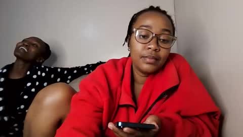 atara_seren online show from May 5, 2026, 1:24 am