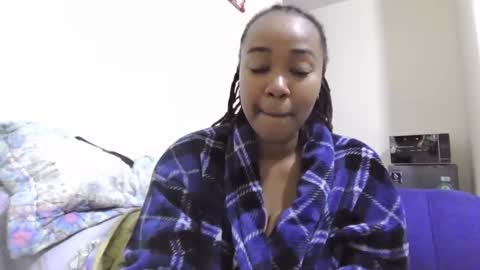 atara_seren online show from May 24, 2026, 6:46 pm