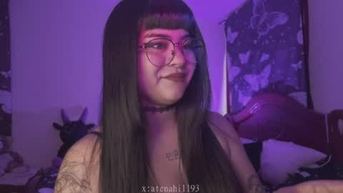 Atena online show from May 8, 2026, 6:57 pm