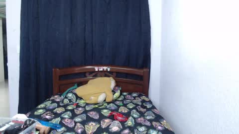 Snapshot of atena_messy chatting on December 30, 2024, 11:06 pm atena messy online show from December 30, 2024, 11:06 pm