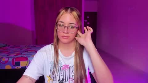 atenas online show from March 5, 2025, 6:34 pm