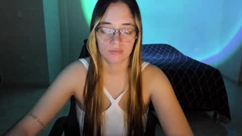 atenas online show from October 5, 2025, 9:29 am