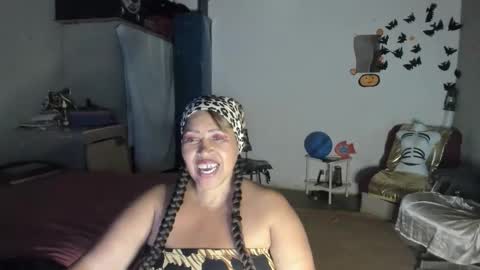 Snapshot of atenea412929 chatting on October 18, 2025, 12:57 am atenea412929 online show from October 18, 2025, 12:57 am