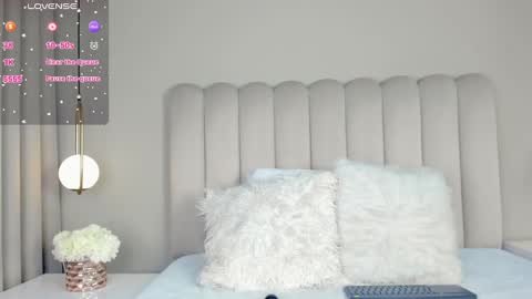 Snapshot of atenea_roberts chatting on February 14, 2025, 12:51 am ATENEA ROBERTS Sofia online show from February 14, 2025, 12:51 am