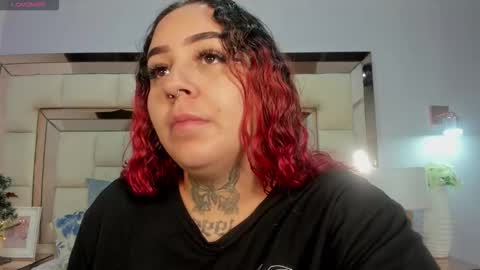 Atennea Diiossa online show from December 22, 2025, 11:51 am