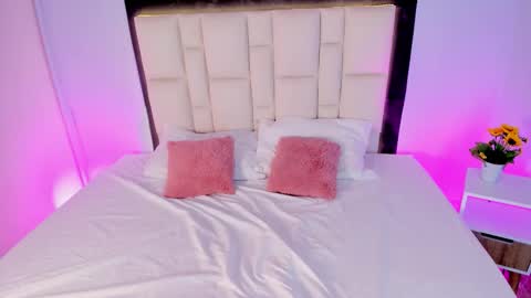 Snapshot of athenea__fox chatting on October 11, 2025, 11:20 am athenea__fox online show from October 11, 2025, 11:20 am