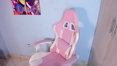 Snapshot of athenea__fox chatting on October 18, 2025, 11:55 am athenea__fox online show from October 18, 2025, 11:55 am