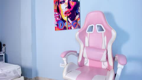 Snapshot of athenea__fox chatting on November 5, 2025, 11:43 am athenea__fox online show from November 5, 2025, 11:43 am