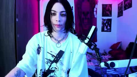 Snapshot of atheneoo_ chatting on October 5, 2025, 9:51 am athenauwu online show from October 5, 2025, 9:51 am