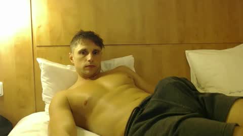 Snapshot of athleteguy55555 chatting on October 17, 2025, 7:49 pm tommycb55555 online show from October 17, 2025, 7:49 pm