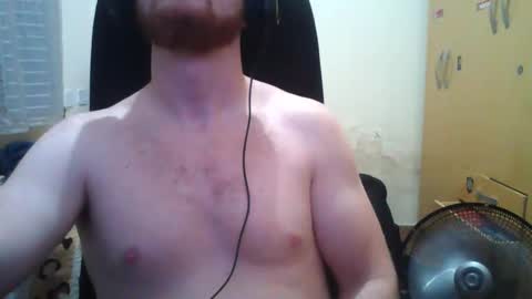 Snapshot of athleticboyy chatting on January 22, 2025, 10:59 pm Paul Van online show from January 22, 2025, 10:59 pm