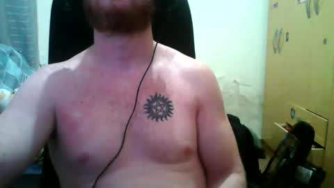 Snapshot of athleticboyy chatting on October 22, 2025, 3:51 am Paul Van online show from October 22, 2025, 3:51 am