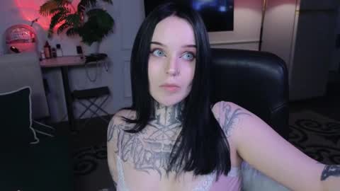 online every day between 10am-23pm online show from May 19, 2026, 3:29 pm