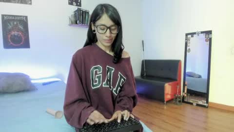 Carolina online show from April 9, 2026, 2:55 am