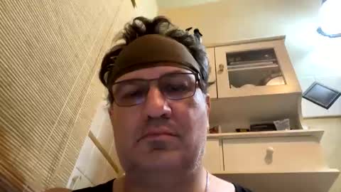 Snapshot of atozzzz chatting on October 12, 2025, 1:26 am atozzzz online show from October 12, 2025, 1:26 am