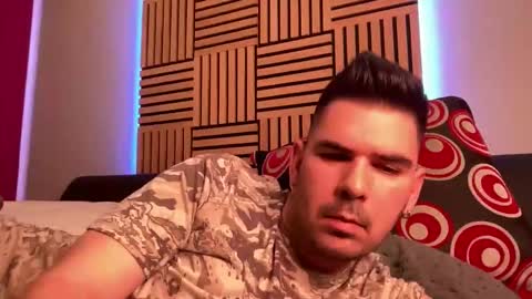 attila_csontos online show from April 2, 2026, 4:21 am