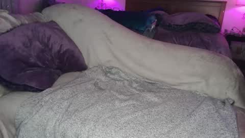 Aubree  Shae online show from October 15, 2025, 3:28 am