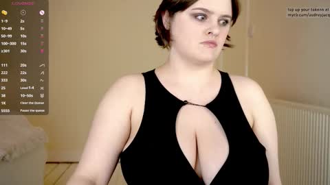 Audrey Jacq online show from December 19, 2025, 4:36 pm