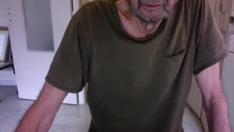 auguste061400 online show from January 16, 2025, 9:59 am