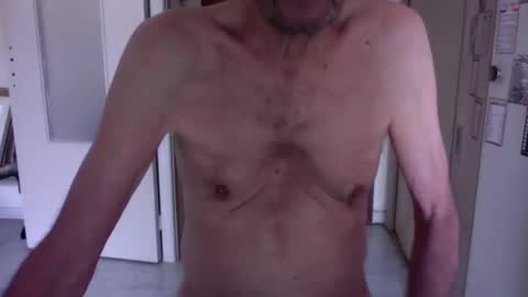 auguste061400 online show from February 28, 2025, 9:25 am