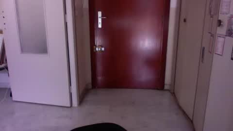 auguste061400 online show from March 2, 2025, 9:10 am