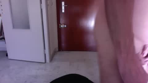 auguste061400 online show from March 10, 2025, 8:48 am