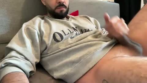 AugustLoad online show from November 17, 2025, 12:22 pm