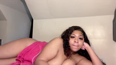 Snapshot of aunyxxx chatting on January 27, 2025, 10:06 pm aunyxxx online show from January 27, 2025, 10:06 pm