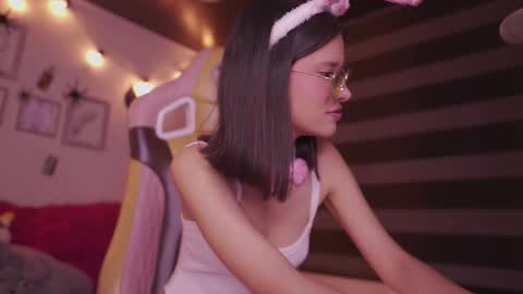 aura_rouss online show from October 30, 2025, 12:12 am