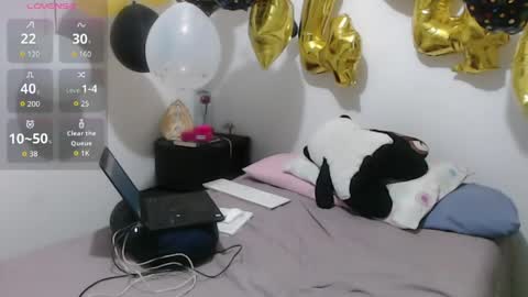 Snapshot of aurafuego chatting on April 21, 2026, 2:04 am Auro online show from April 21, 2026, 2:04 am