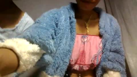 aurelie08 online show from July 14, 2026, 7:24 am