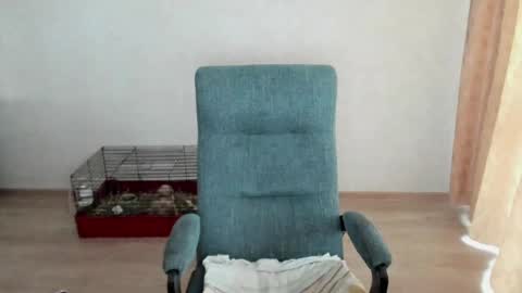 Snapshot of aurelius_x1 chatting on April 8, 2026, 3:01 pm Maks online show from April 8, 2026, 3:01 pm