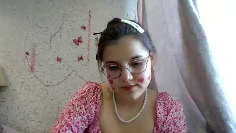Snapshot of aurora_breeze chatting on February 14, 2026, 11:18 am Kiara Xanthe online show from February 14, 2026, 11:18 am