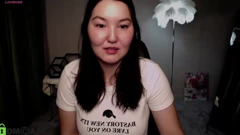 Camila online show from July 15, 2026, 5:34 am