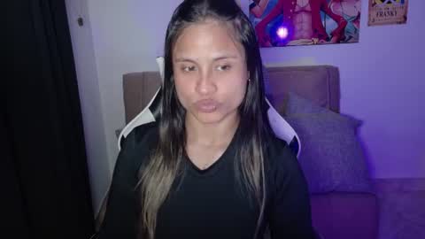 aurora_collins08 online show from August 5, 2026, 4:54 pm